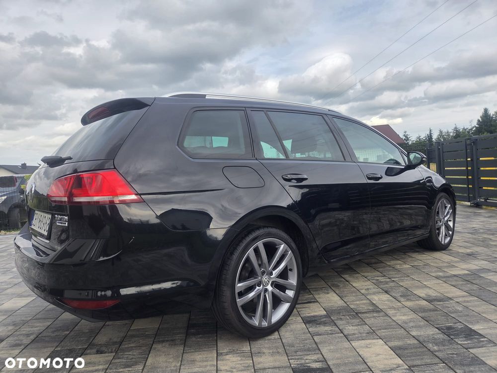 Volkswagen Golf 2.0 TDI BlueMotion Technology Lounge - 34