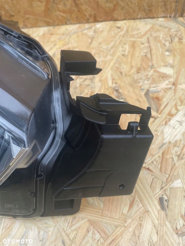 Mazda 2 Dj 2014, 2019 Prawa Przednia Lampa Zwykła Europa - 5