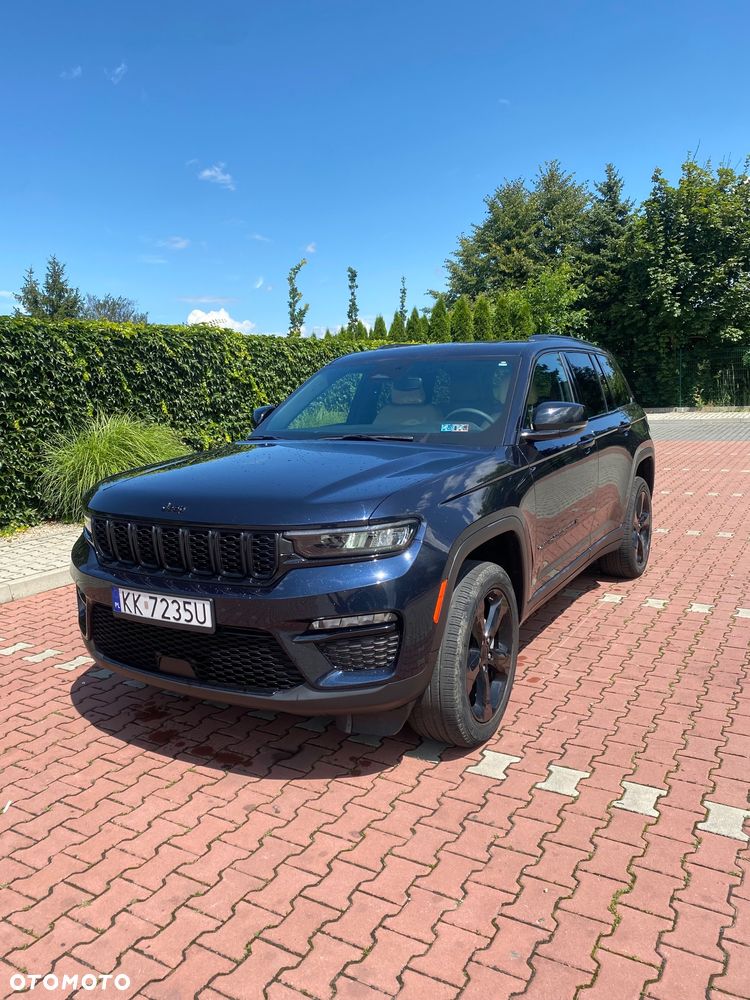 Jeep Grand Cherokee - 1
