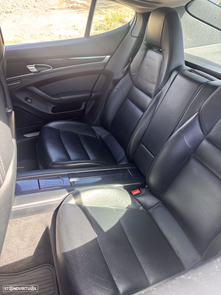Porsche Panamera 3.0 V6 - 19