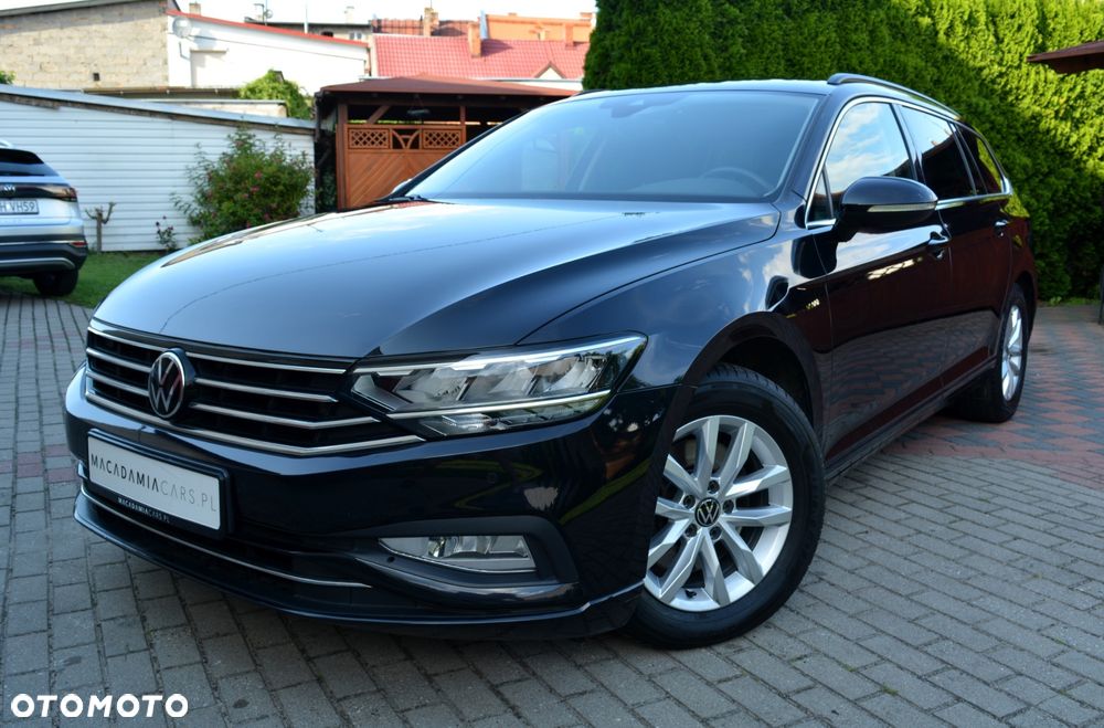 Volkswagen Passat 2.0 TDI SCR DSG Business - 3