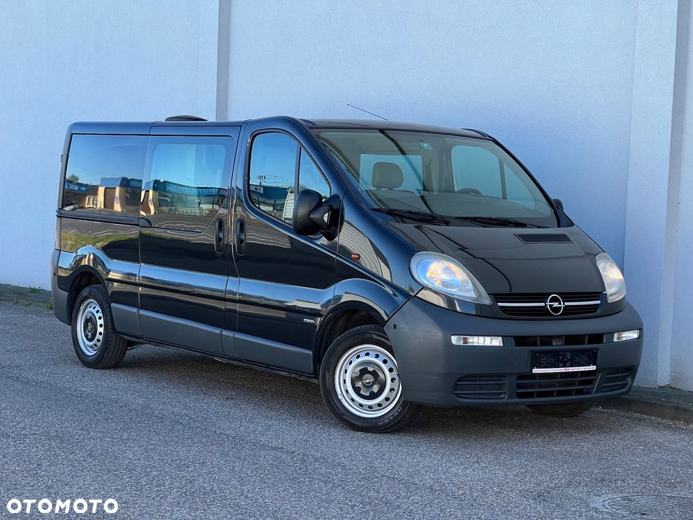Opel Vivaro LONG - 2