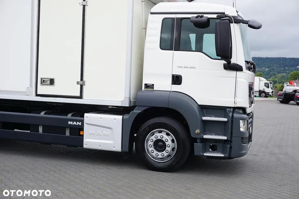 MAN TGS / 26.360 / EURO 6 / CHŁODNIA + WINDA / 20 PALET - 17