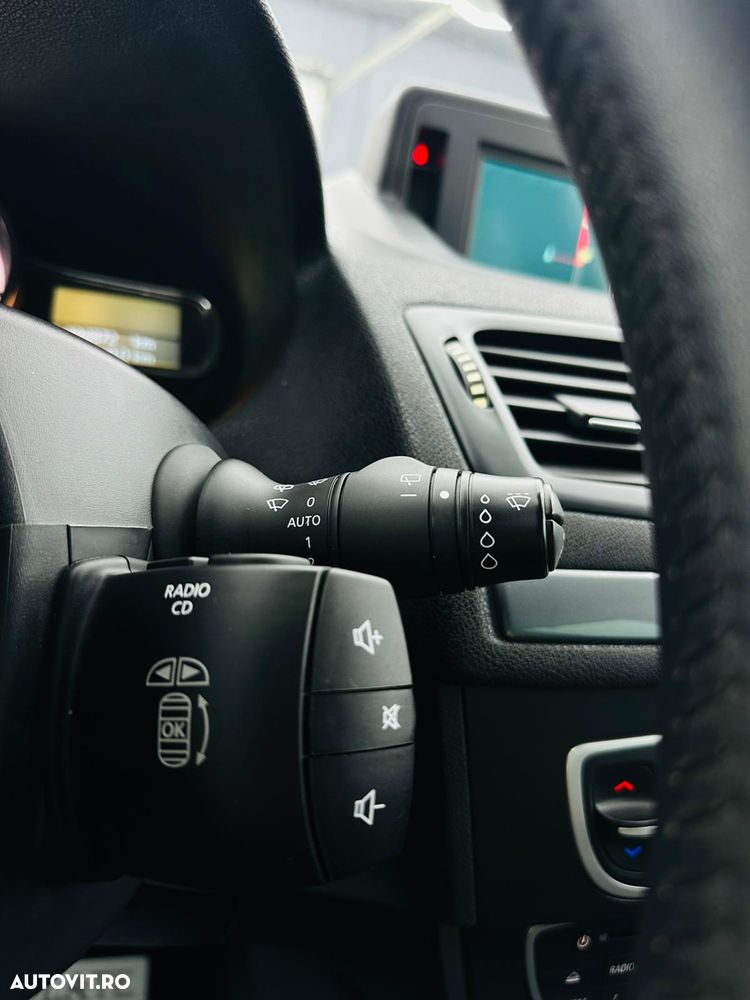 Renault Megane ENERGY dCi 110 Start & Stopp Dynamique - 26