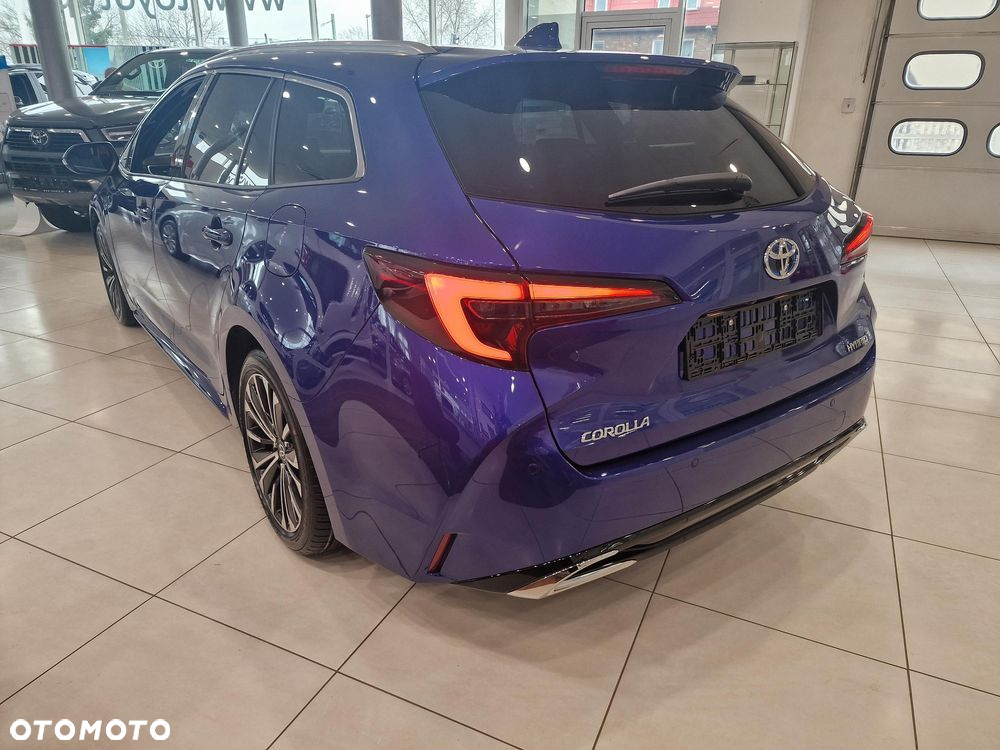 Toyota Corolla 2.0 Hybrid Executive - 6