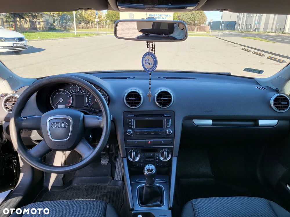 Audi A3 Sportback - 13