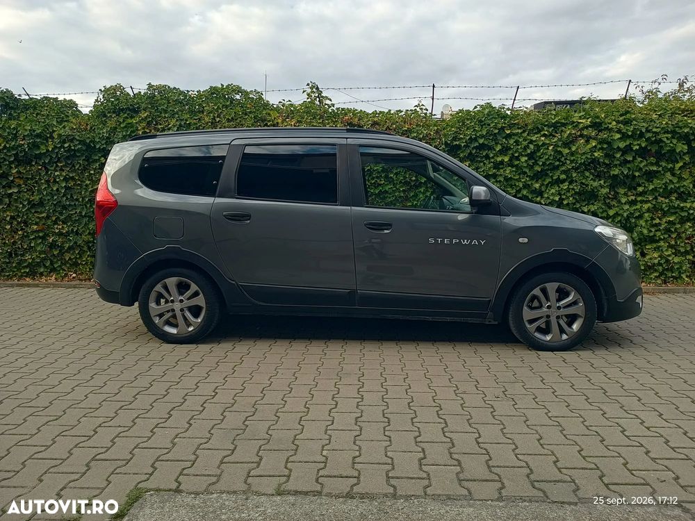 Dacia Lodgy 1.5 dCi 109 CP Stepway - 8