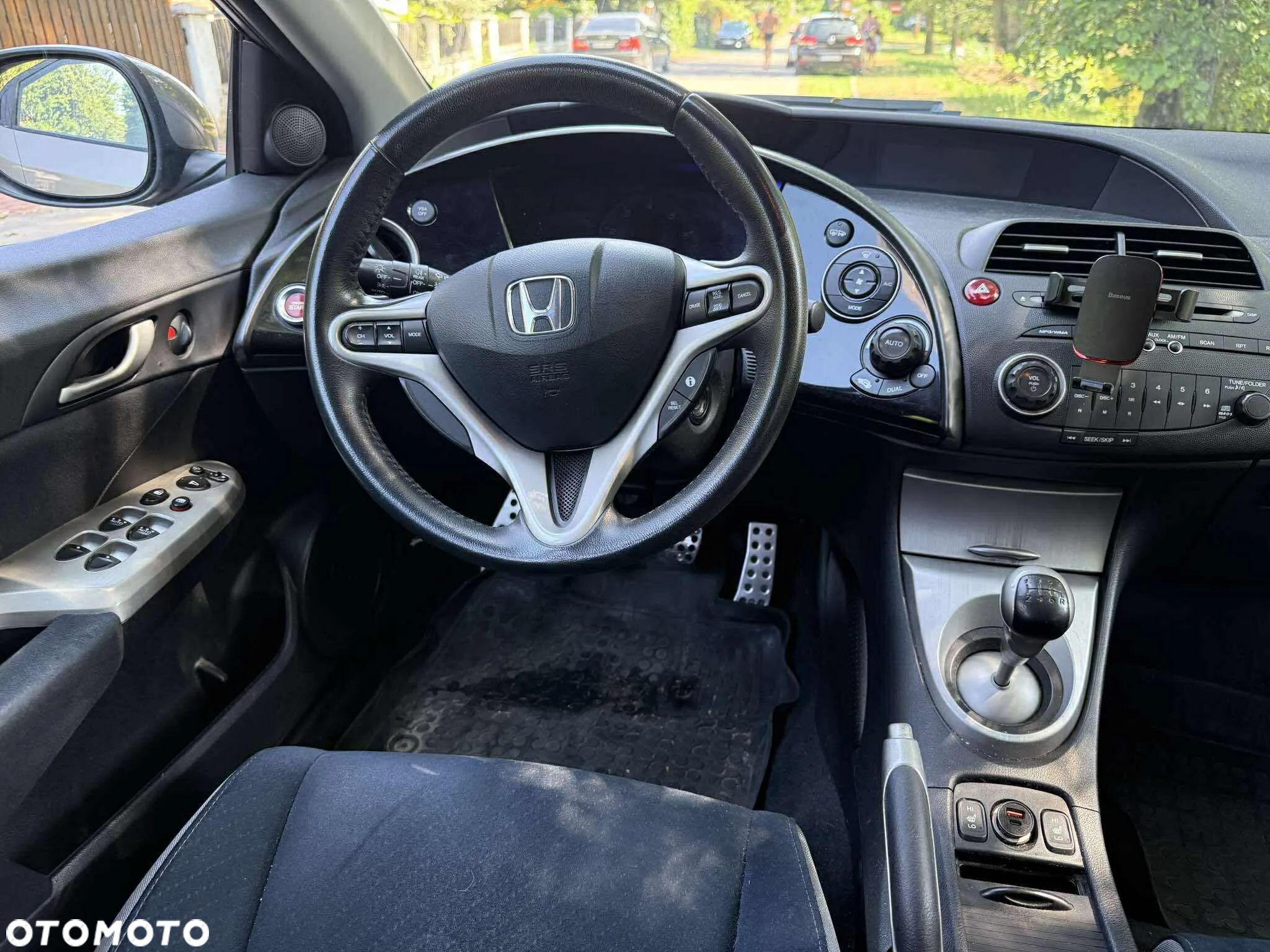 Honda Civic 1.8 Executive - 11