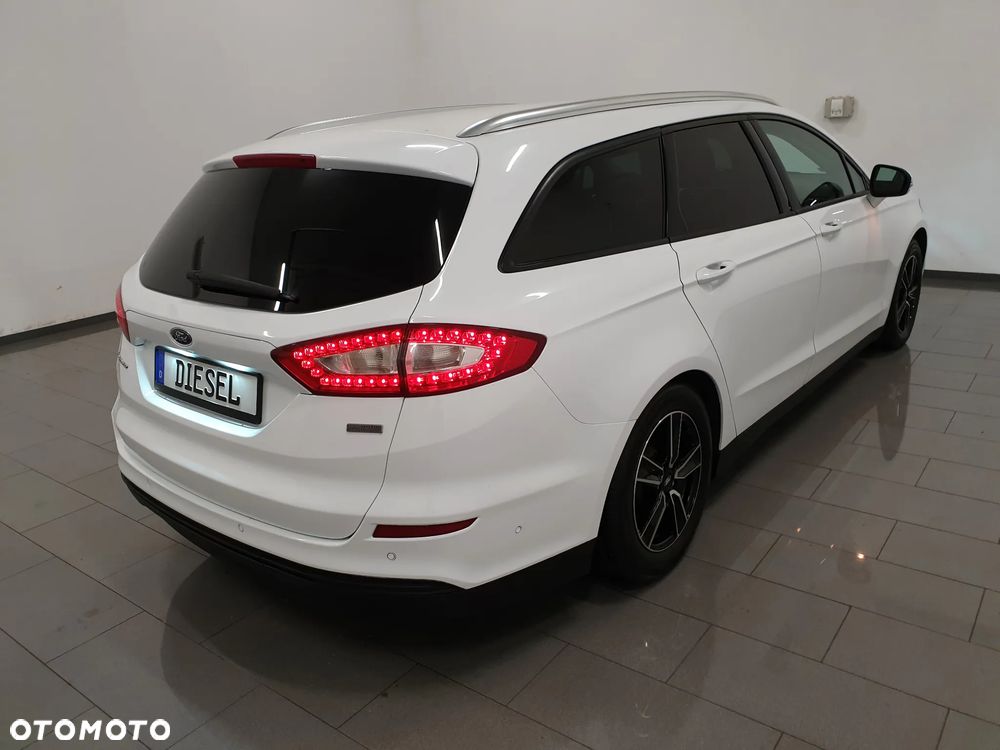 Ford Mondeo SW 1.5 TDCi Titanium - 8