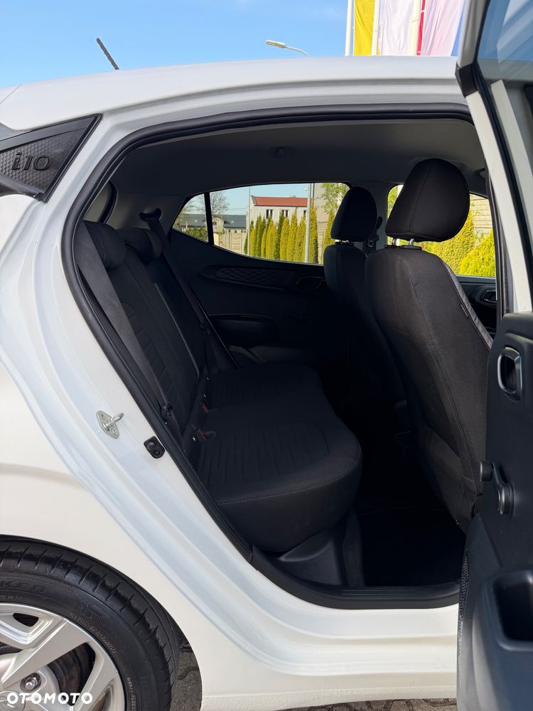 Hyundai i10 1.0 EDITION 30 - 32