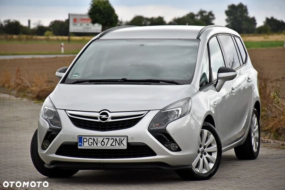 Opel Zafira 2015 photo 2