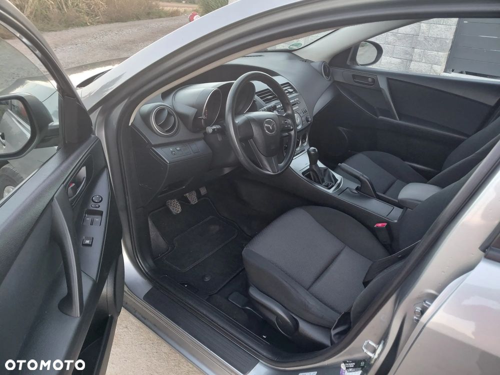 Mazda 3 1.6 Comfort EU5 - 13