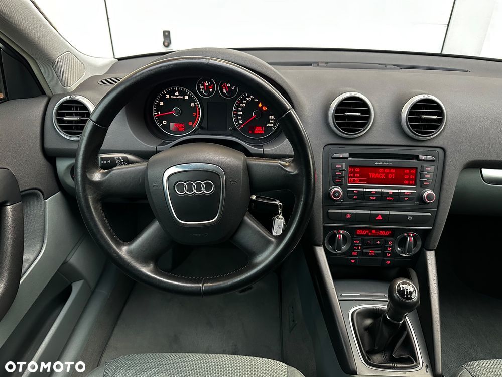 Audi A3 Sportback 1.8 TFSI Attraction - 20