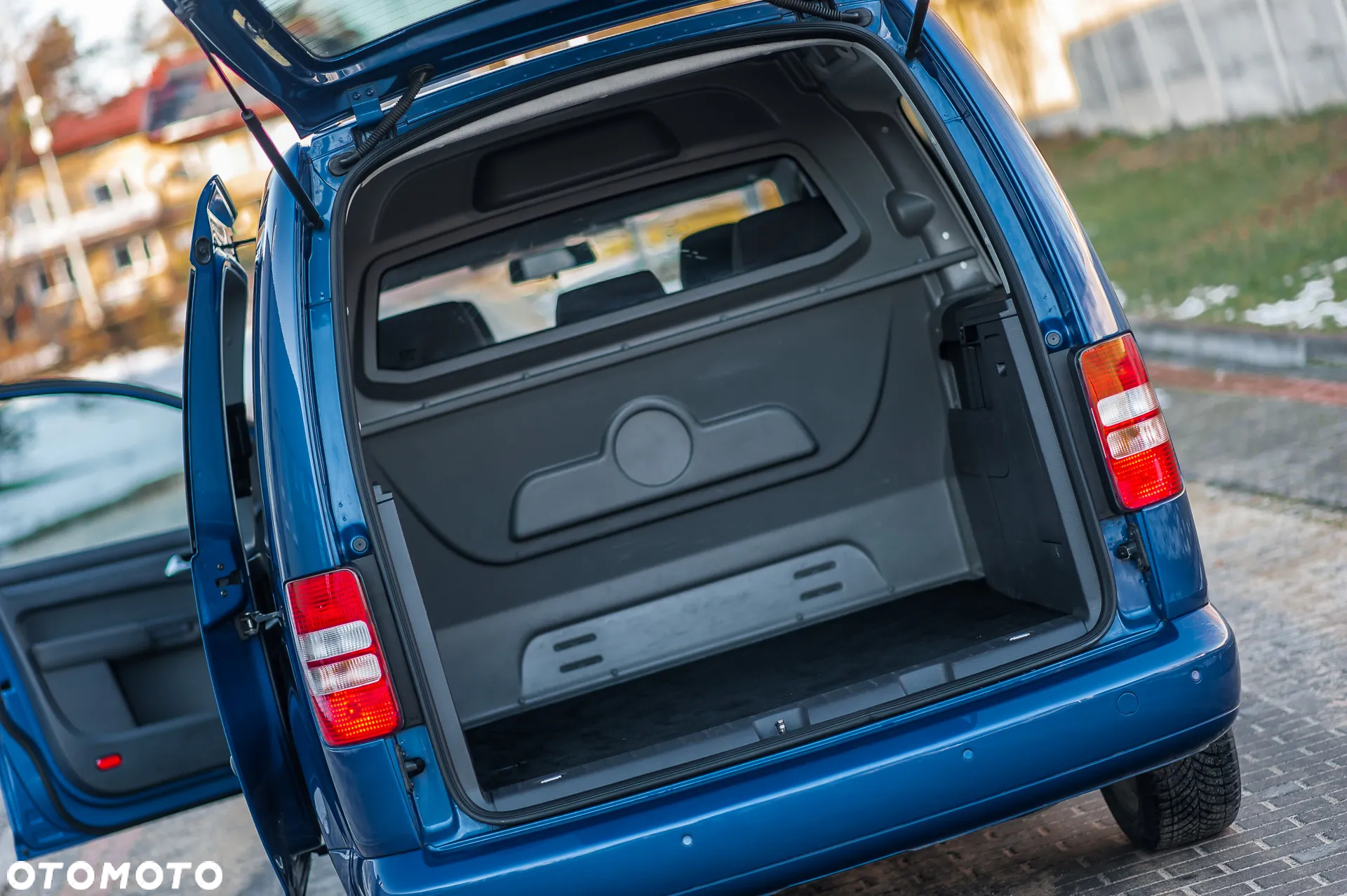 Volkswagen Caddy - 27