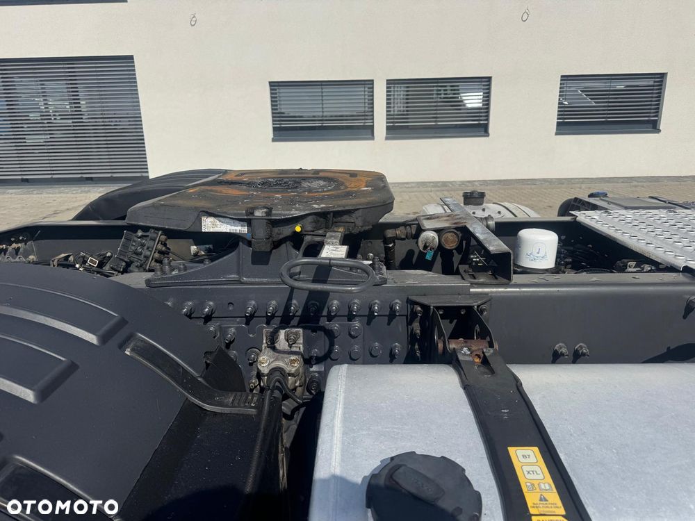 Volvo FH 460/ HYDRAULIKA/ 4 PODUSZKI TYŁ/ LEKKA 7583kg Brutto - 13