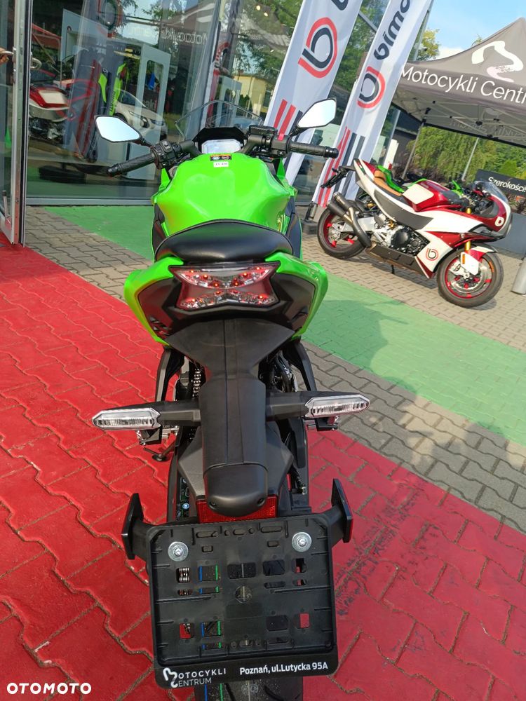 Kawasaki Ninja - 7