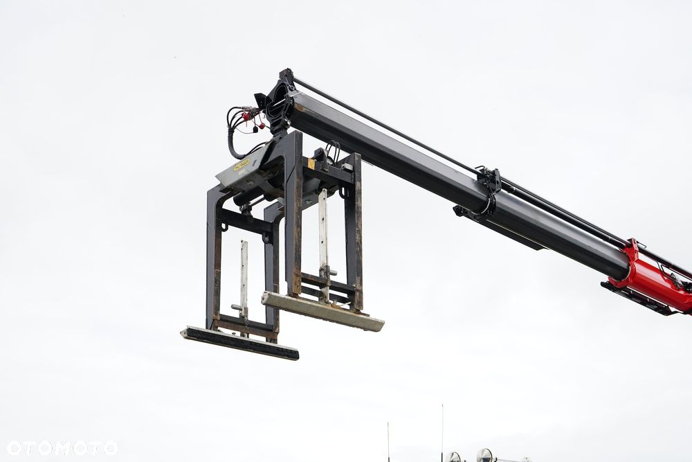 MAN / TGS / 26.470 / 6 X 2 / ZESTAW SKRZYNIOWY + HDS / PALFINGER PK 20 501 L / OŚ SKRĘTNA / CHWYTAK - 22