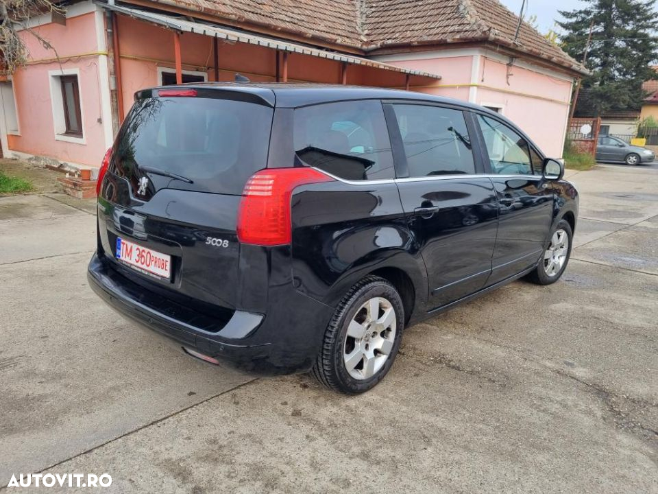 Peugeot 5008 HDI FAP 110 Allure - 4