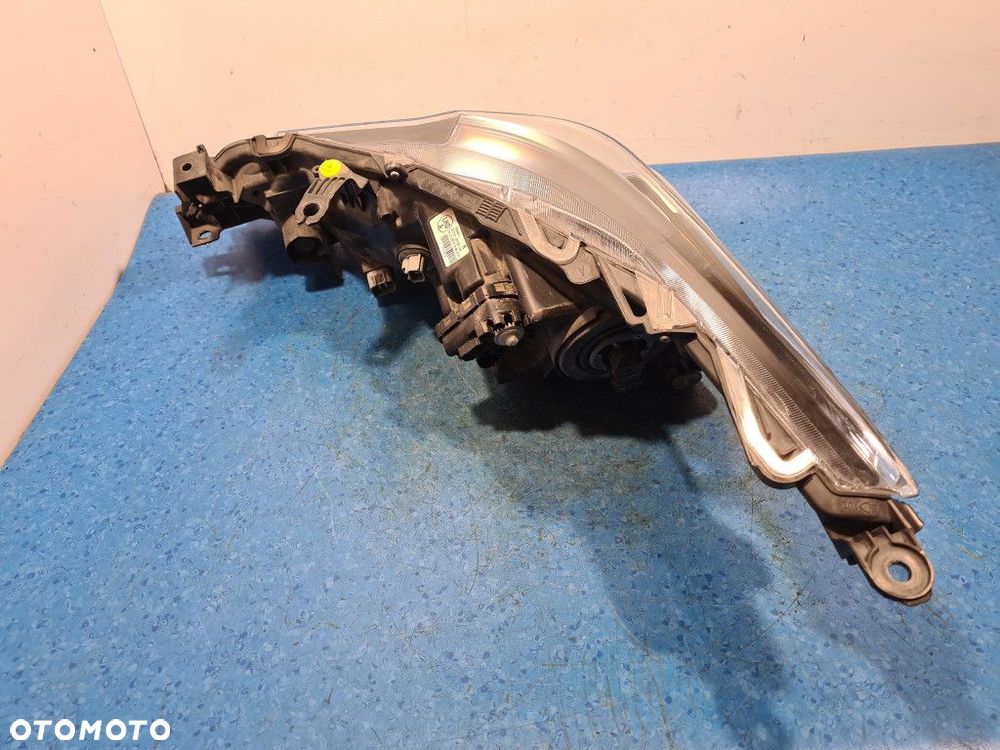 TOYOTA COROLLA E21 REFLEKTOR PRAWY 81110-02T30-00 - 4