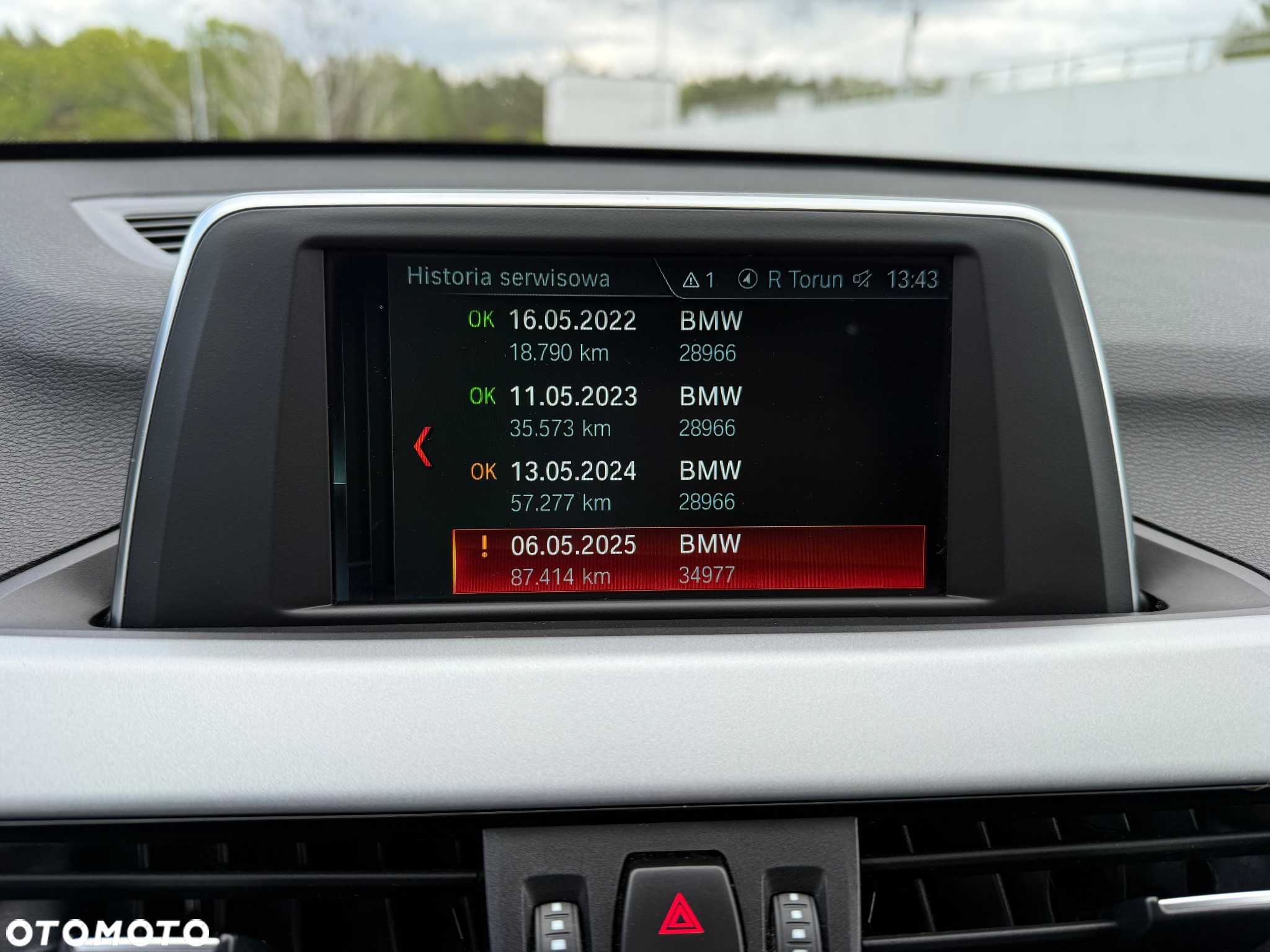 BMW X1 sDrive18i Advantage - 24