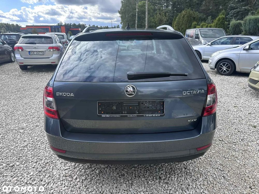 Skoda Octavia 2.0 TDI 4x4 Style DSG - 13