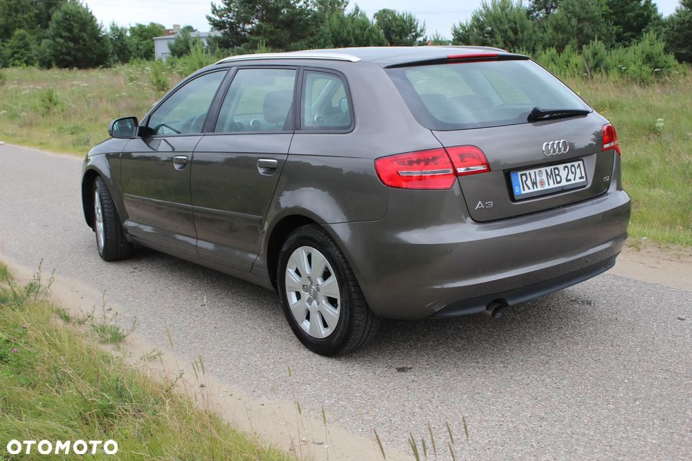 Audi A3 Sportback 1.6 TDI DPF Ambition - 15