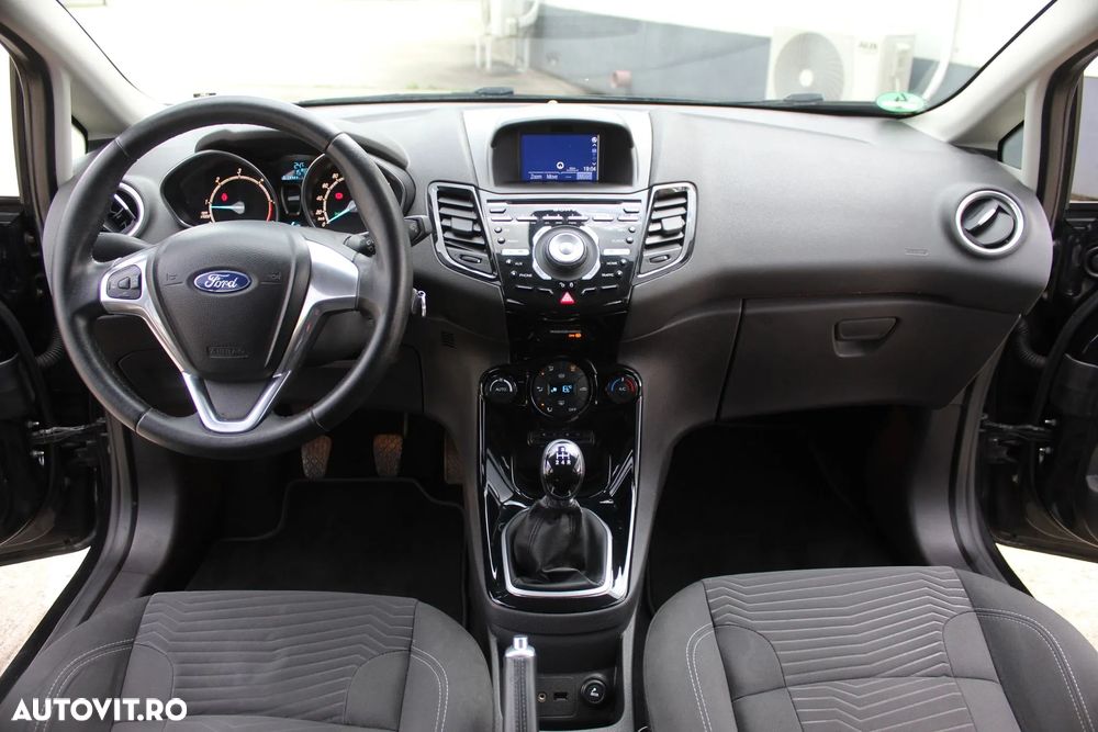 Ford Fiesta 1.6 TDCI Titanium - 9