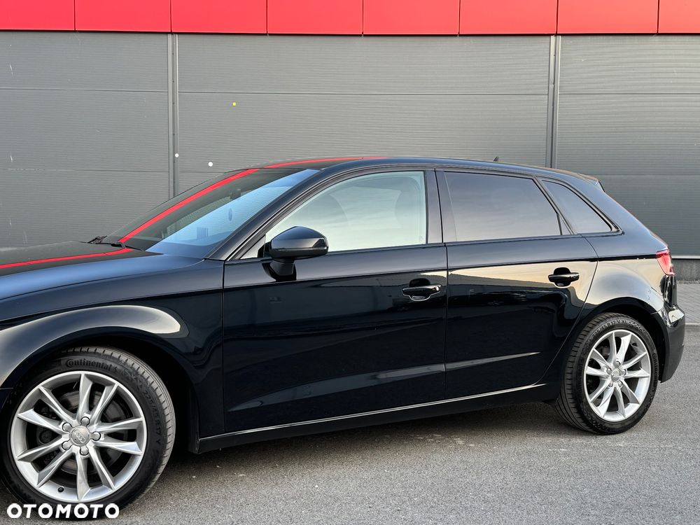 Audi A3 Sportback - 13