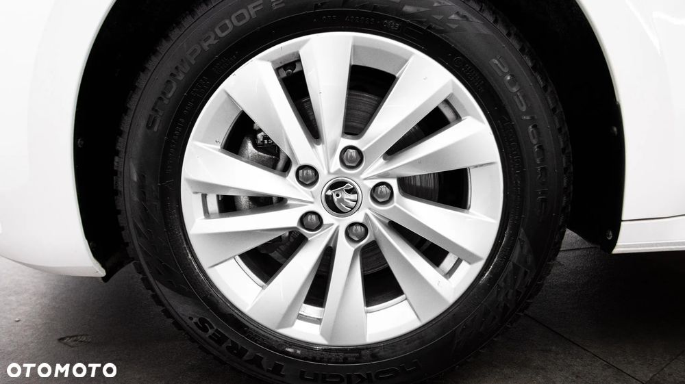 Skoda Octavia 1.5 TSI Essence - 11