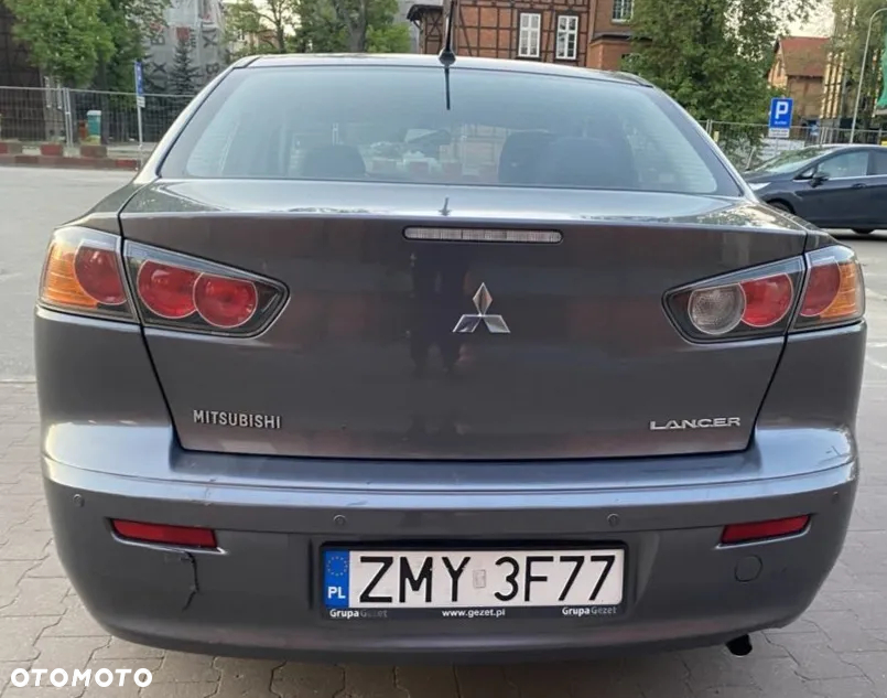 Mitsubishi Lancer 1.6 Inform - 7