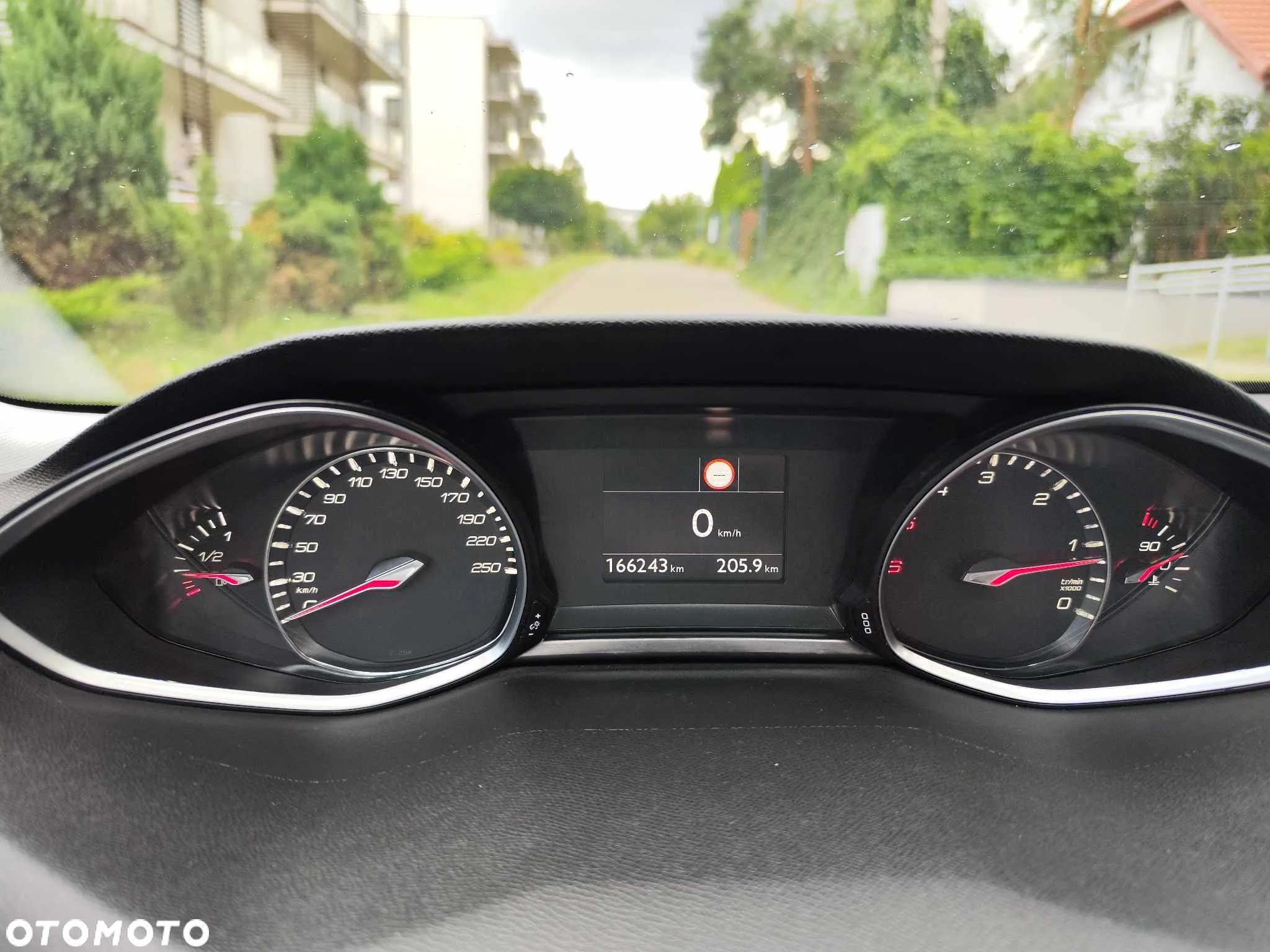 Peugeot 308 1.5 BlueHDi Allure Pack S&S - 29