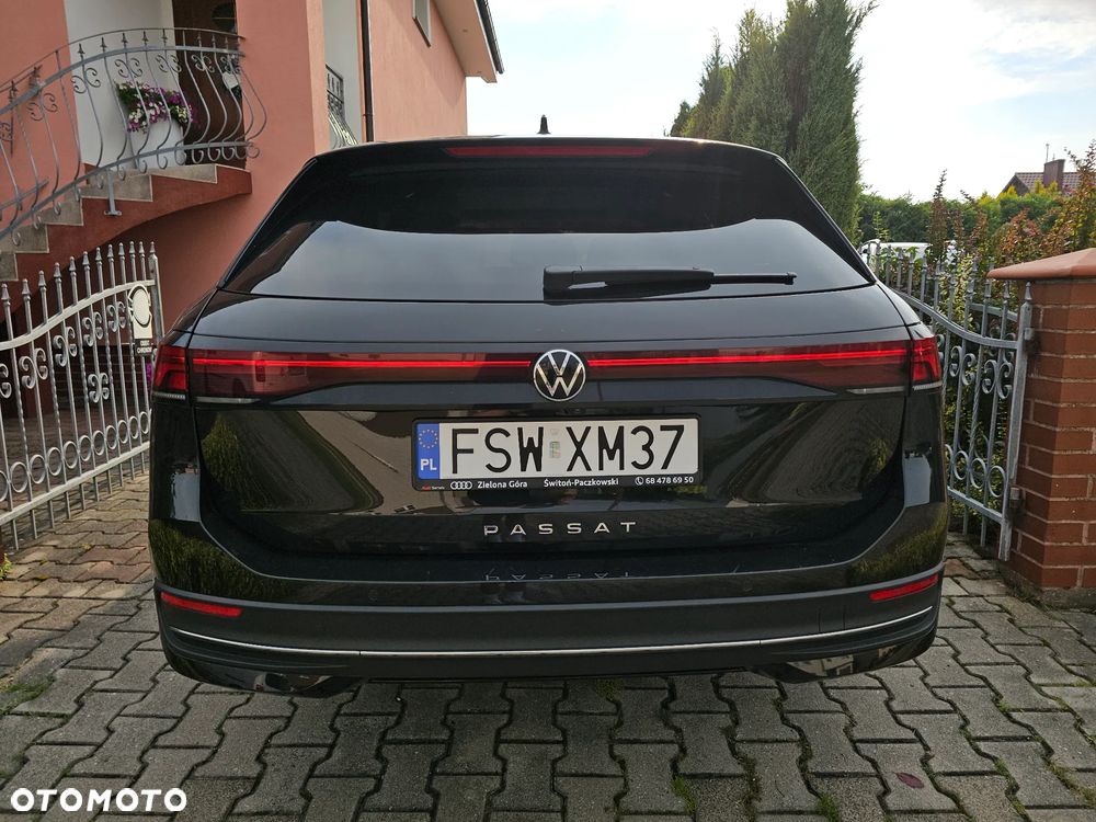 Volkswagen Passat - 5