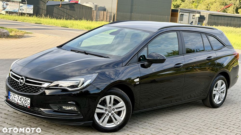 Opel Astra 1.4 Turbo Innovation - 17