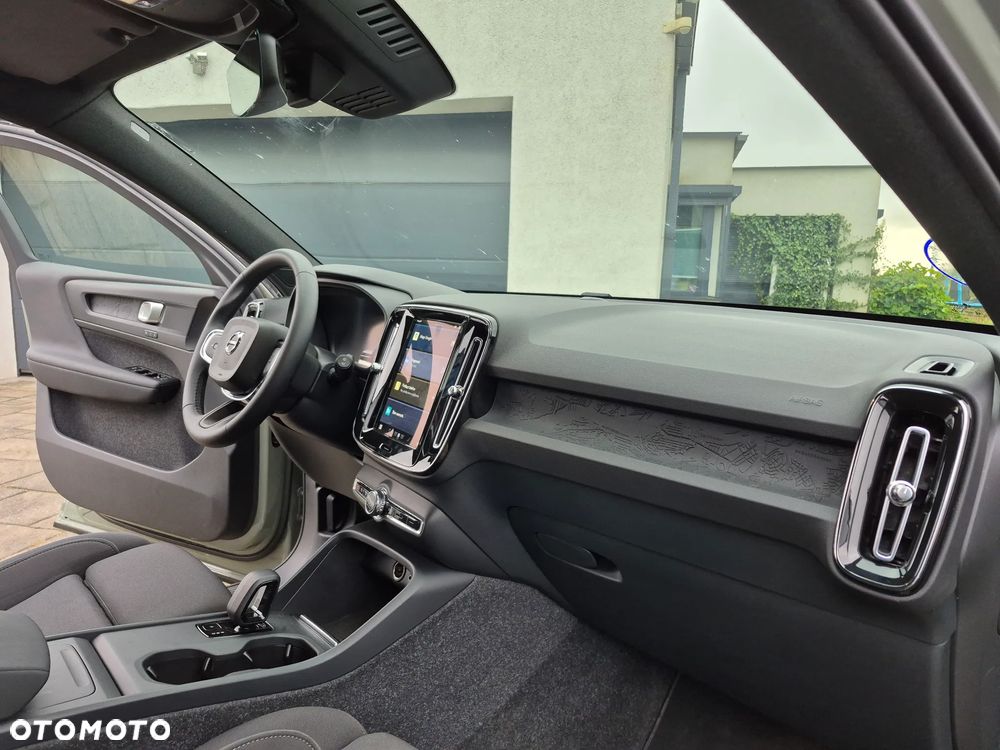 Volvo XC 40 Recharge 82 kWh Single M Extended Range RWD Core - 35