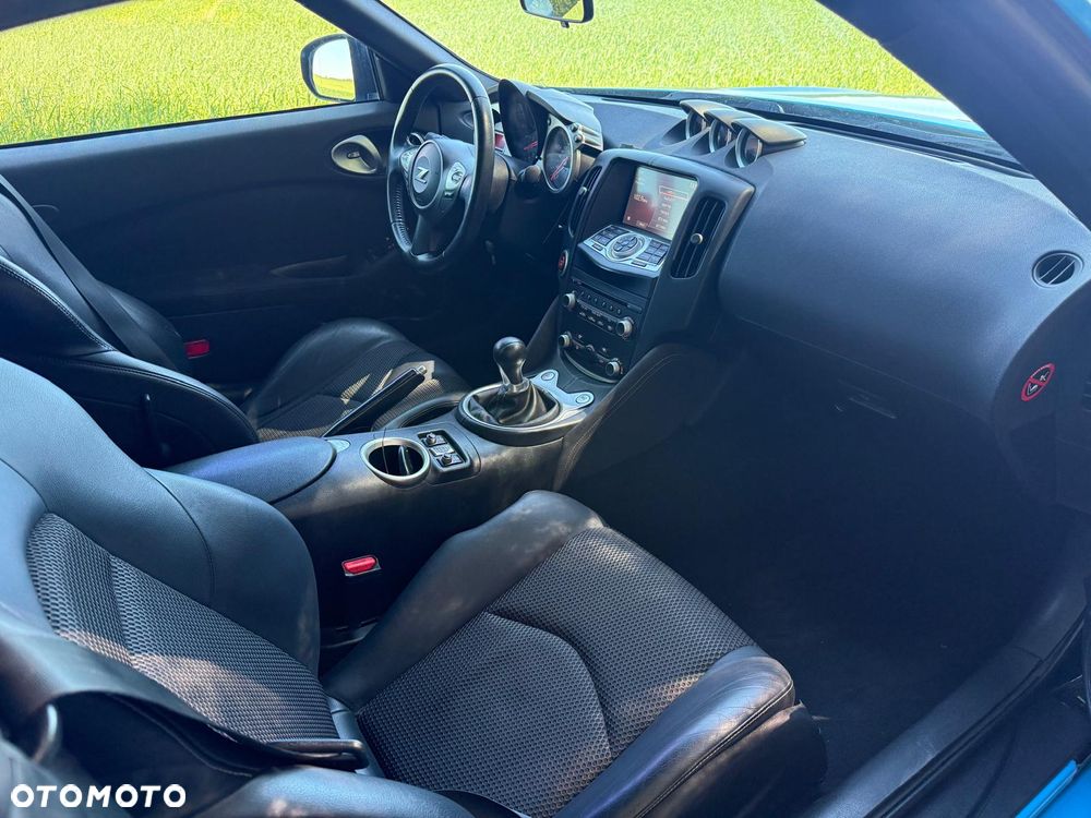 Nissan 370 Z Pack - 10