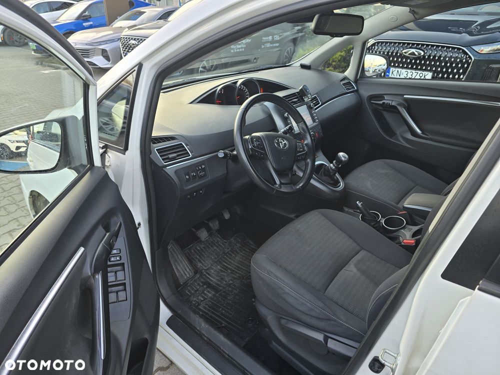 Toyota Verso 1.6 D-4D Active - 10