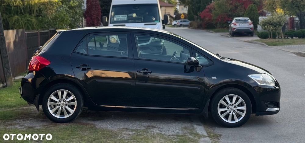 Toyota Auris 2006 photo 4