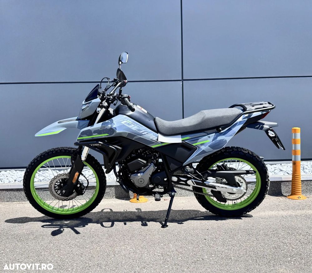 CF Moto 250 Dual - 1