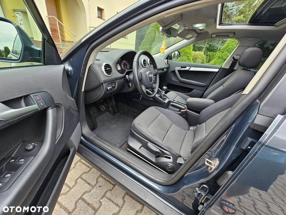 Audi A3 Sportback 1.8 TFSI Quattro Attraction - 10