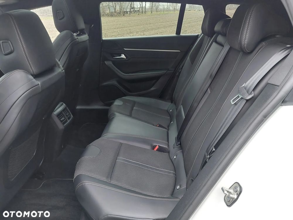 Peugeot 508 BlueHDi 180 EAT8 GT - 22