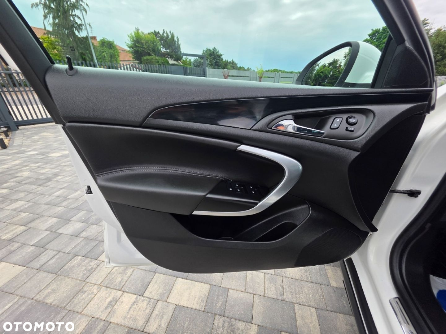 Opel Insignia - 10