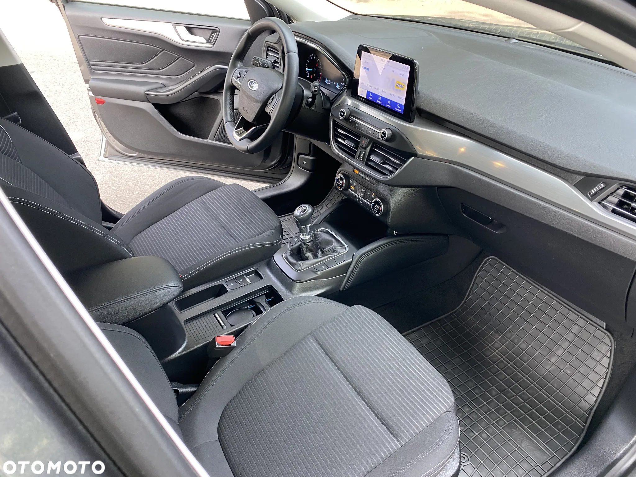 Ford Focus 1.0 EcoBoost ST-Line Business - 21