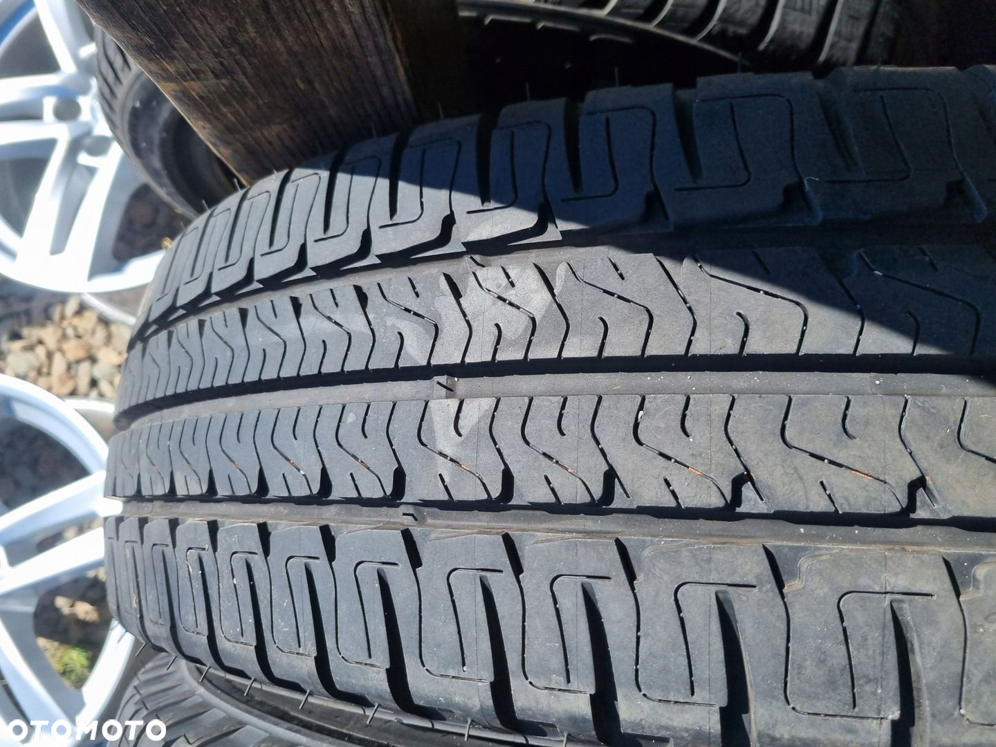 OPONY MICHELIN AGILIS CAMPING 225/75R16CP 116Q 2024r,8,5mm prawie nowe - 5