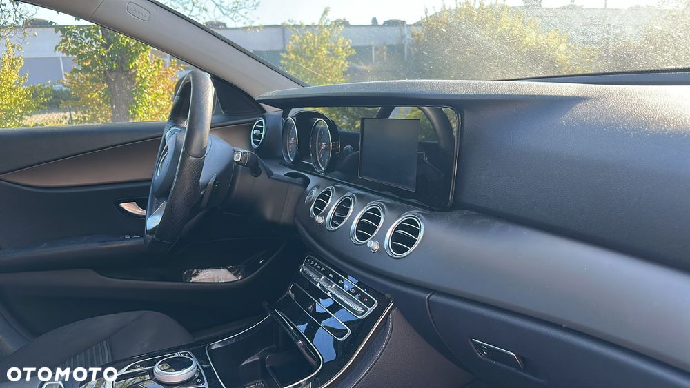 Mercedes-Benz Klasa E 200 d 9G-TRONIC - 5