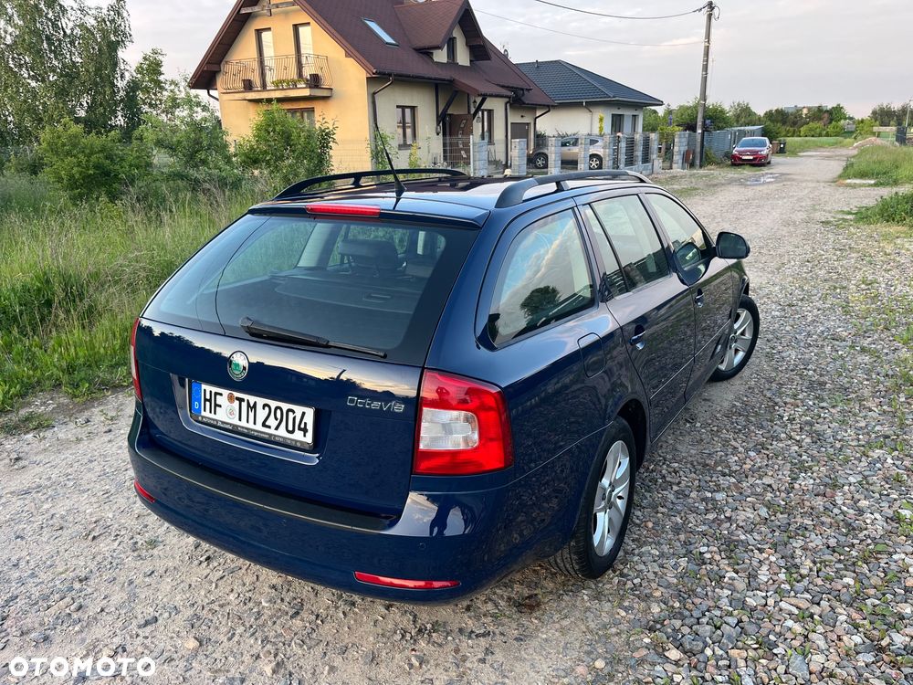 Skoda Octavia 2.0 TDI DSG Elegance - 27