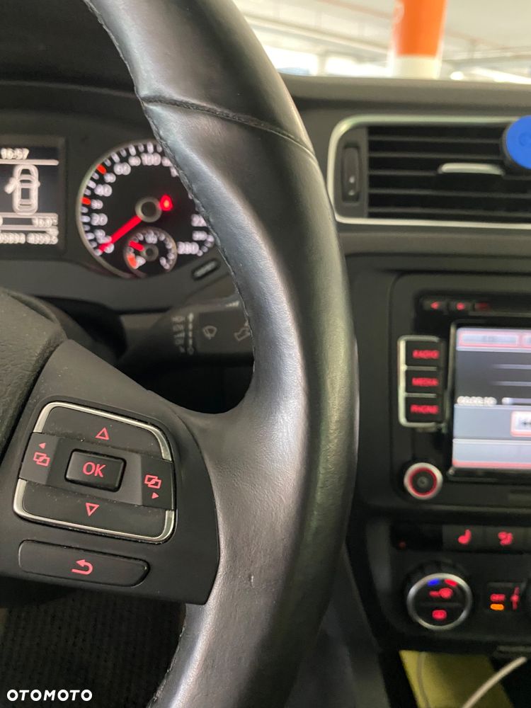 Volkswagen Jetta 1.4 TSI Highline - 6