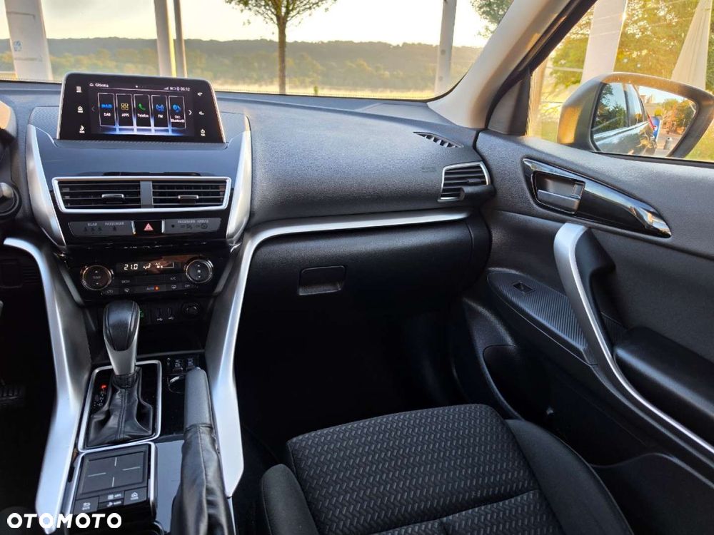 Mitsubishi Eclipse Cross - 31