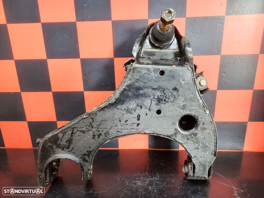 Braço Suspensão Frente Direito Nissan Pick Up (D22) - 2