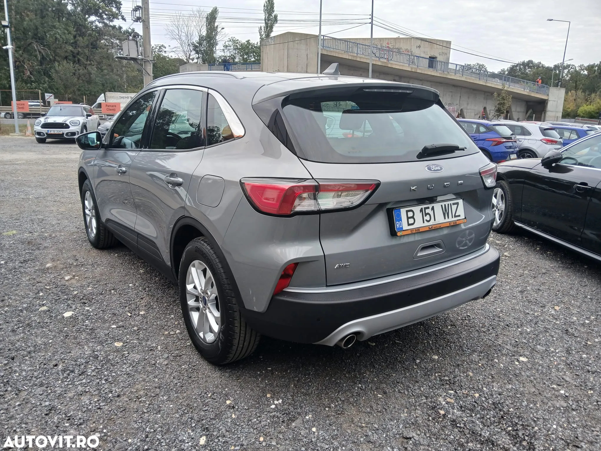Ford Kuga 2.0 EcoBlue A8 AWD Titanium - 4