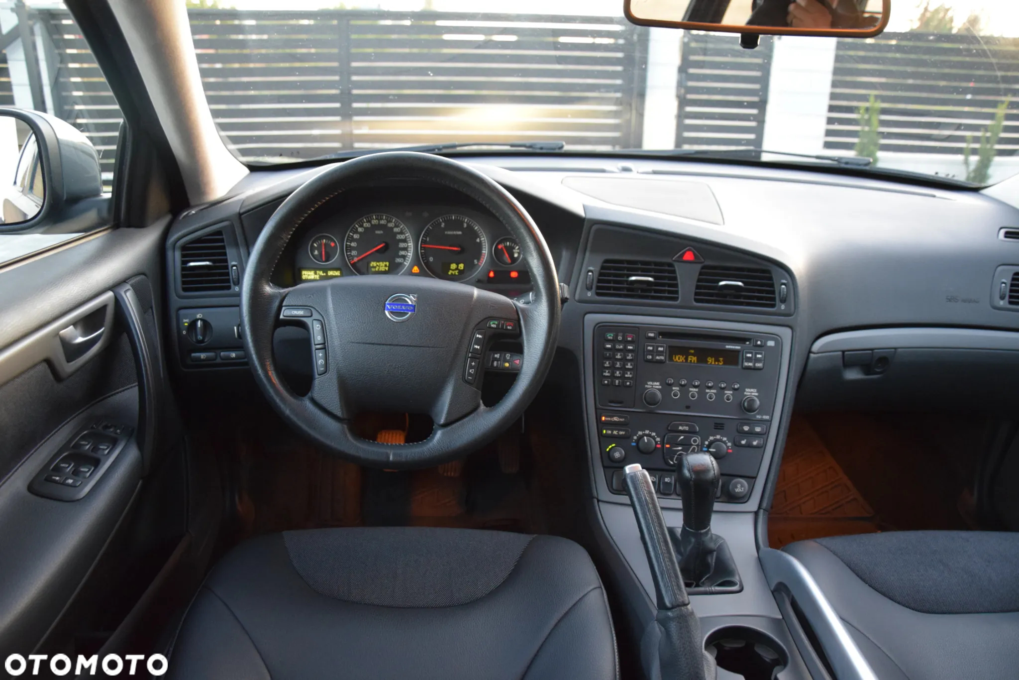 Volvo XC 70 D5 AWD Kinetic - 30